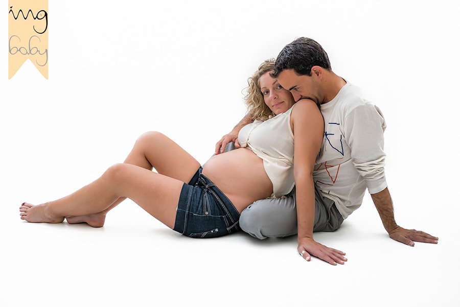 Reportaje de embarazada en pareja en Granada